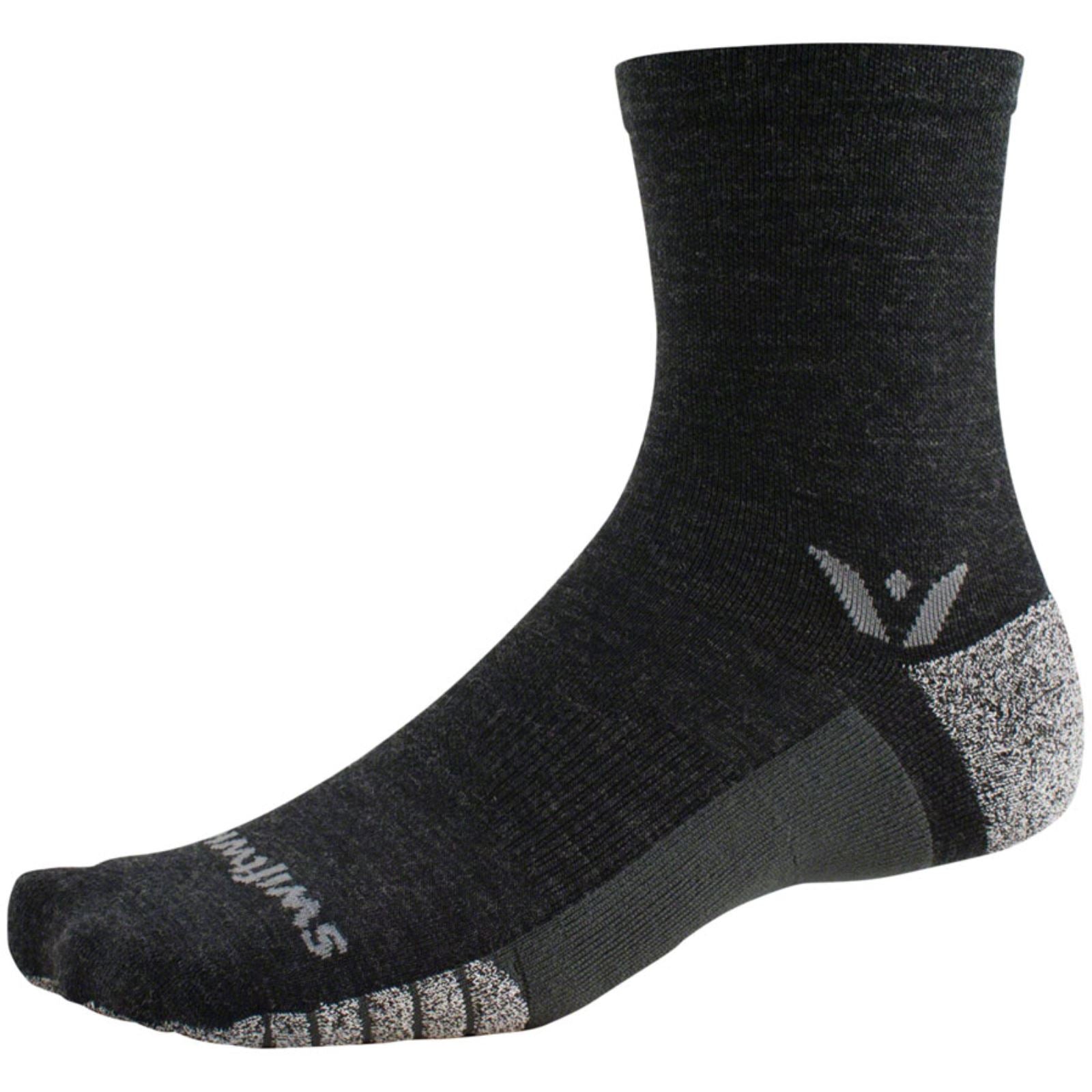 Swiftwick Flite XT Trail Five Socks - 5 inch_1357839
