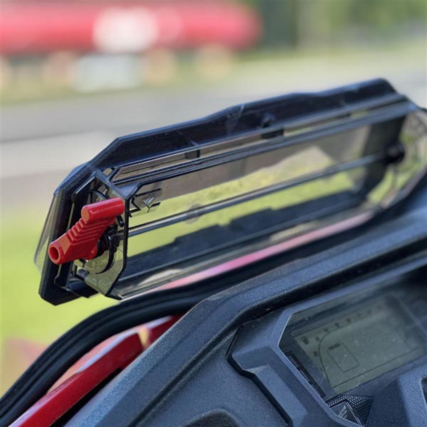 Seizmik Versa-Vent Hard Coated Windshield for Honda Pioneer  50-50495KIT_1442303