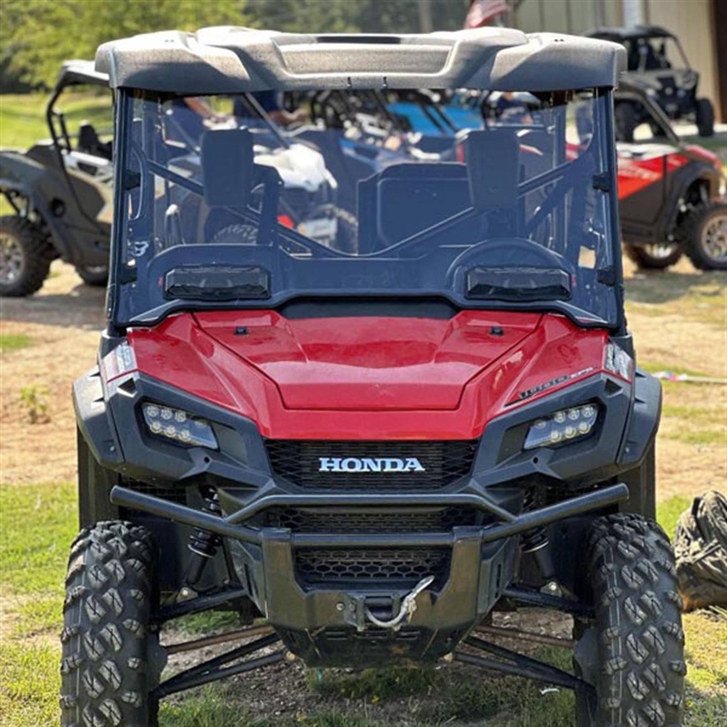 Seizmik Versa-Vent Hard Coated Windshield for Honda Pioneer  50-50495KIT_1442304