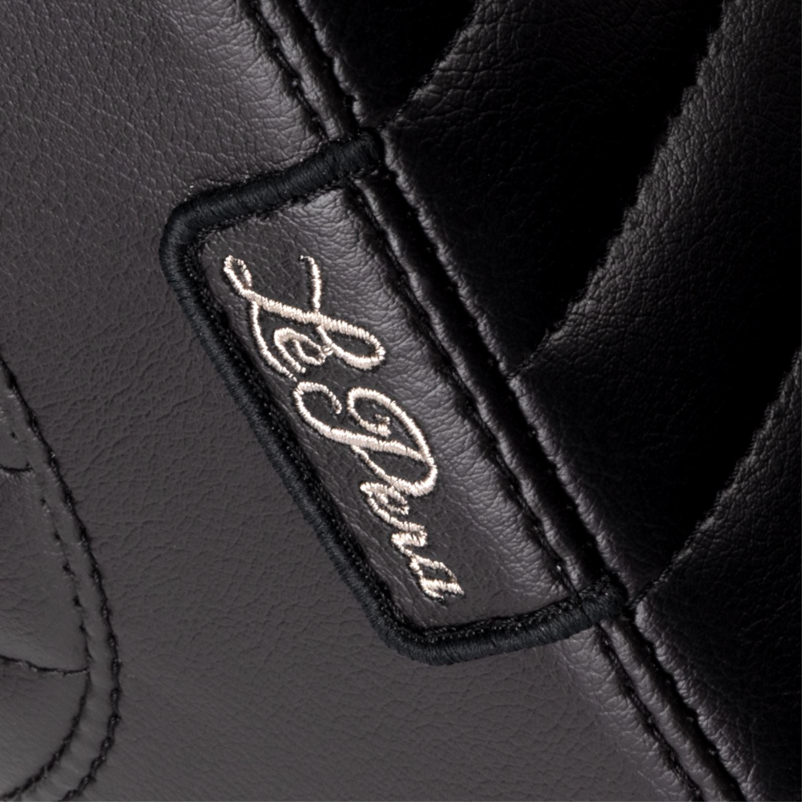 Le Pera Tailwhip Seat - Pleated - Black - FLSL/FXBB '18-'23 [MPN: LY-580PT]_1411025