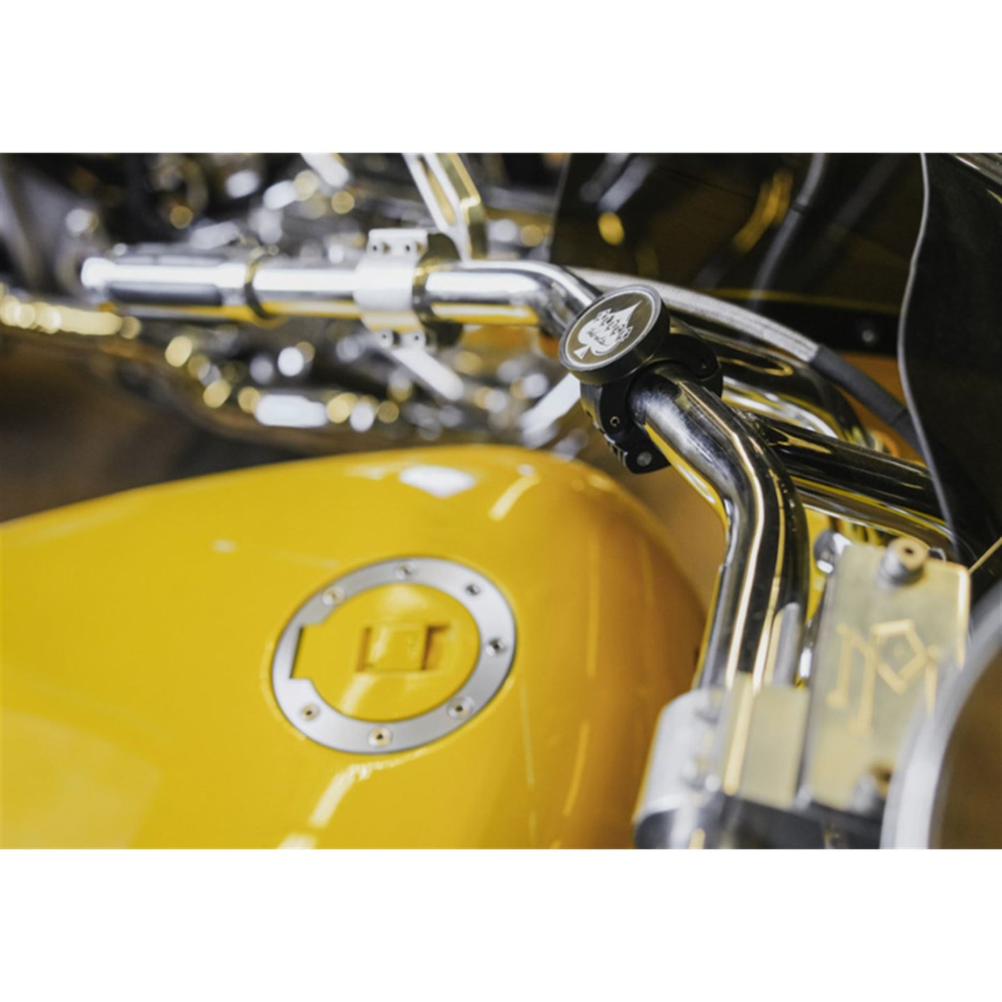 Klock Werks iOmounts® Nomad™ Universal Phone Mount - 1" Clamp [MPN: KWS-NOMAD+1.0]_1772197