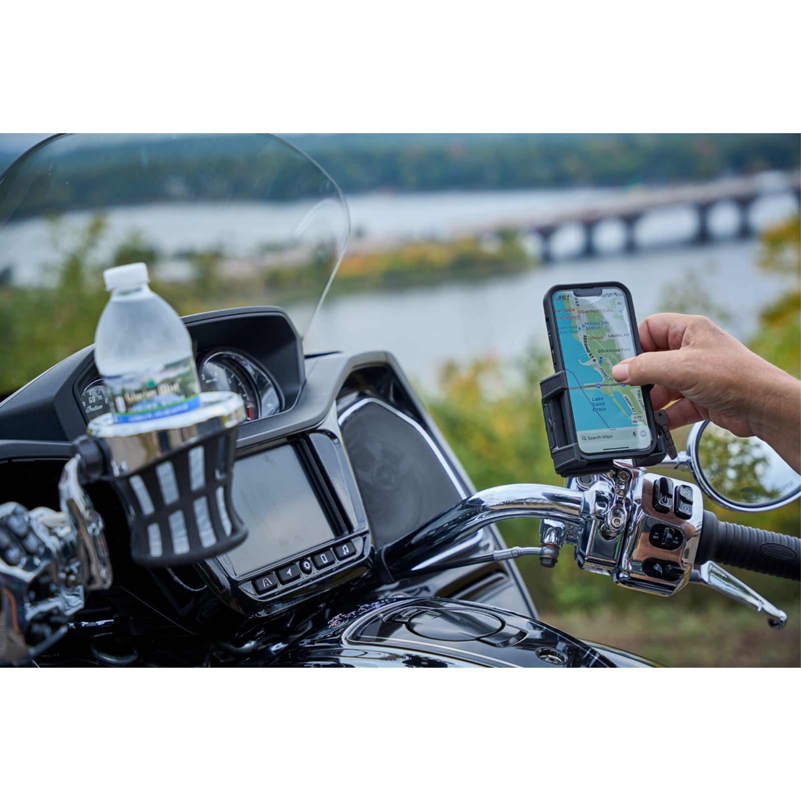 Ciro Mount - Drink Holder - Passenger Chrome/Black [MPN: 56121]_1391415