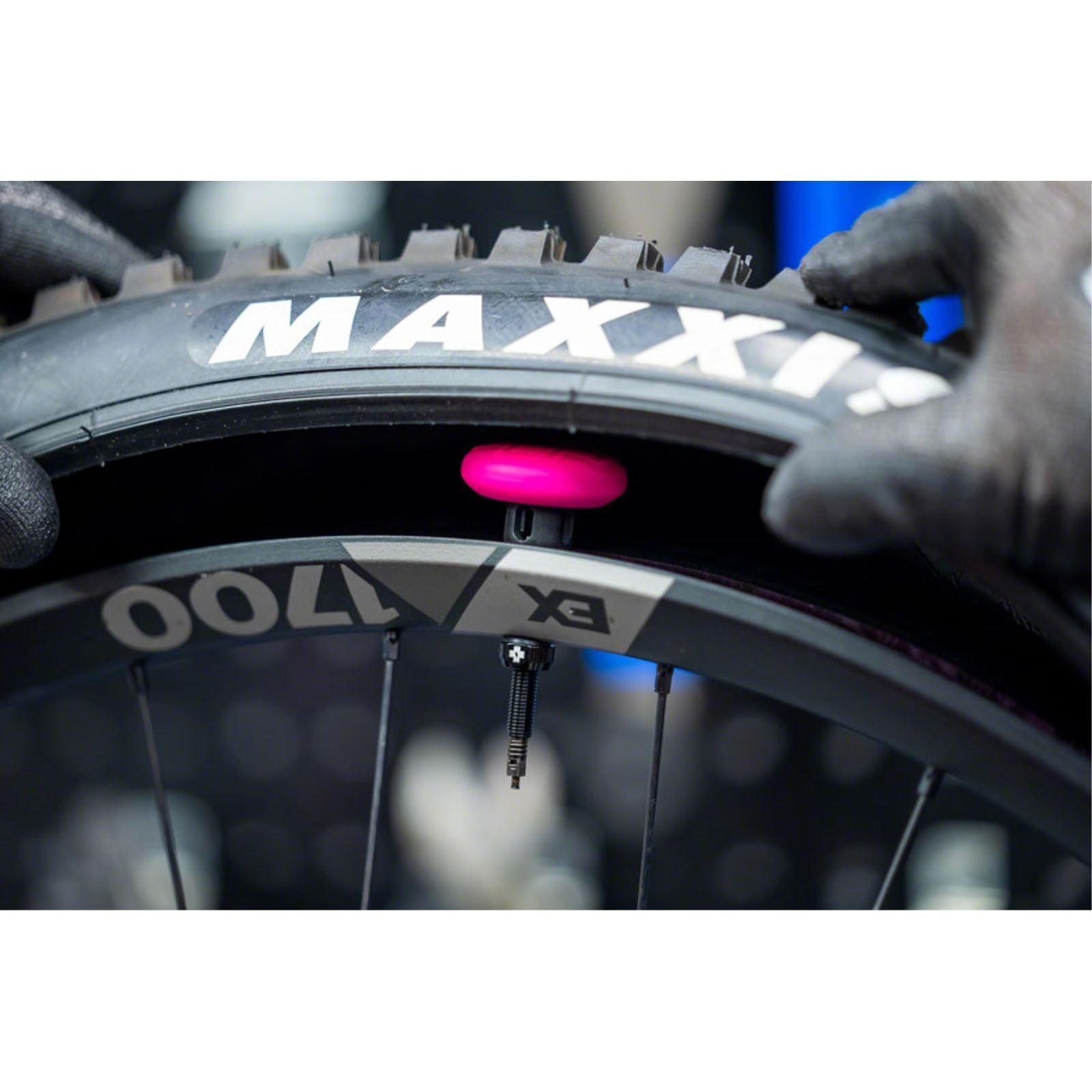 Muc-Off Stealth Tubeless Tag Holder Kit - Black [MPN: 20768]_1437017