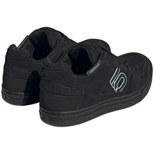 Five Ten Women's Freerider Flat Shoes - Black//Gray_1406854