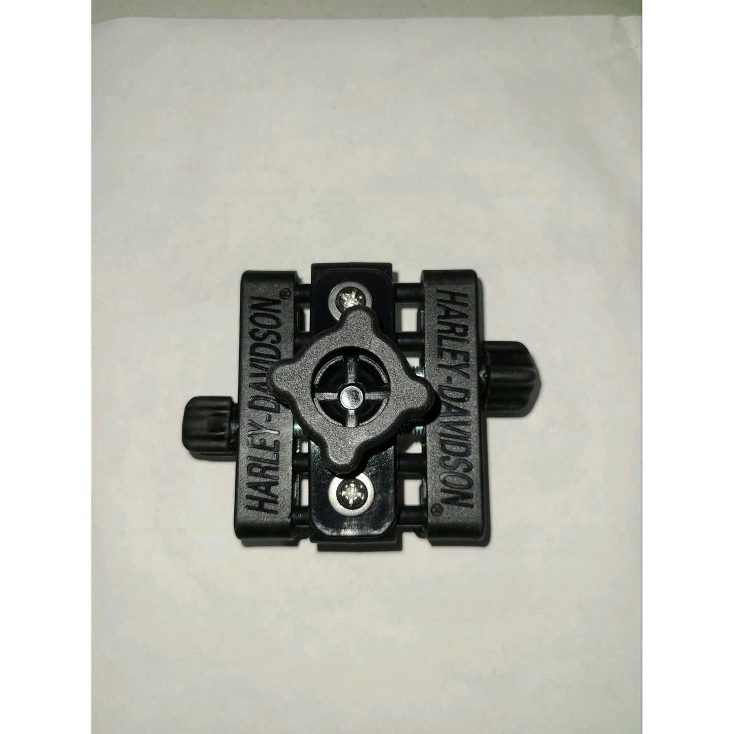 Harley Davidson Universal Handlebar Mount Phone Carrier - Multi-Fit [MPN: 76000549]_1393245