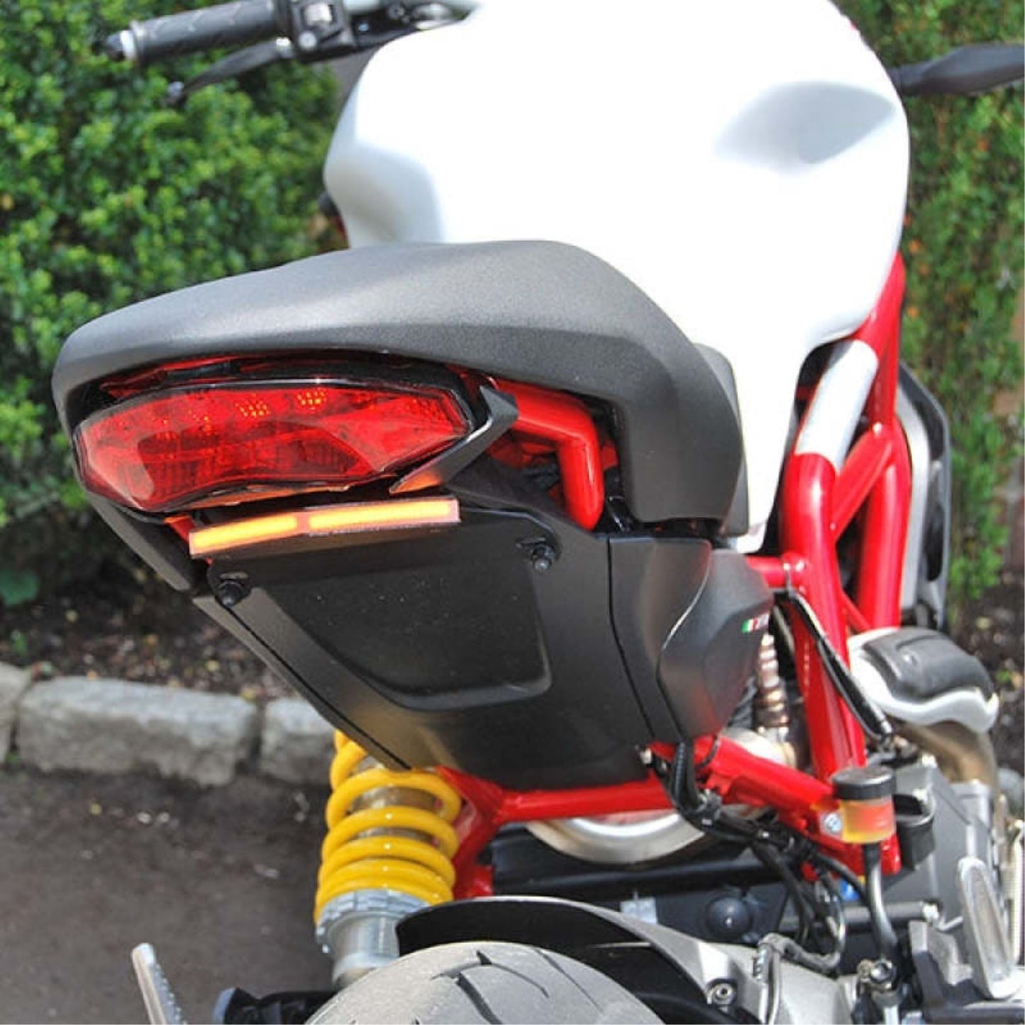 New Rage Cycle Fender Eliminator Kit for Amber 17+ Ducati Monster 797/1200 [MPN: 1200-FE-17-A]_1461905