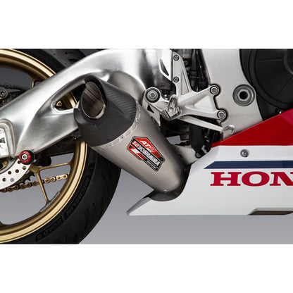 Yoshimura Exhaust Street AT2 Slip-On SS-SS-CF 12202BP521_1484936
