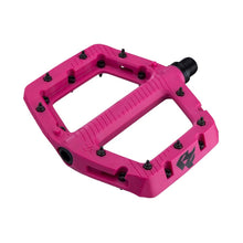 Race Face Chester Large Platform Pedals Spindle: Cr-Mo 9/16'' Magenta [MPN: PD24COMPLMAG]_1489667