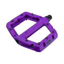 Race Face Chester Large Platform Pedals Spindle: Cr-Mo 9/16'' Purple [MPN: PD24COMPLPUR]_1489661