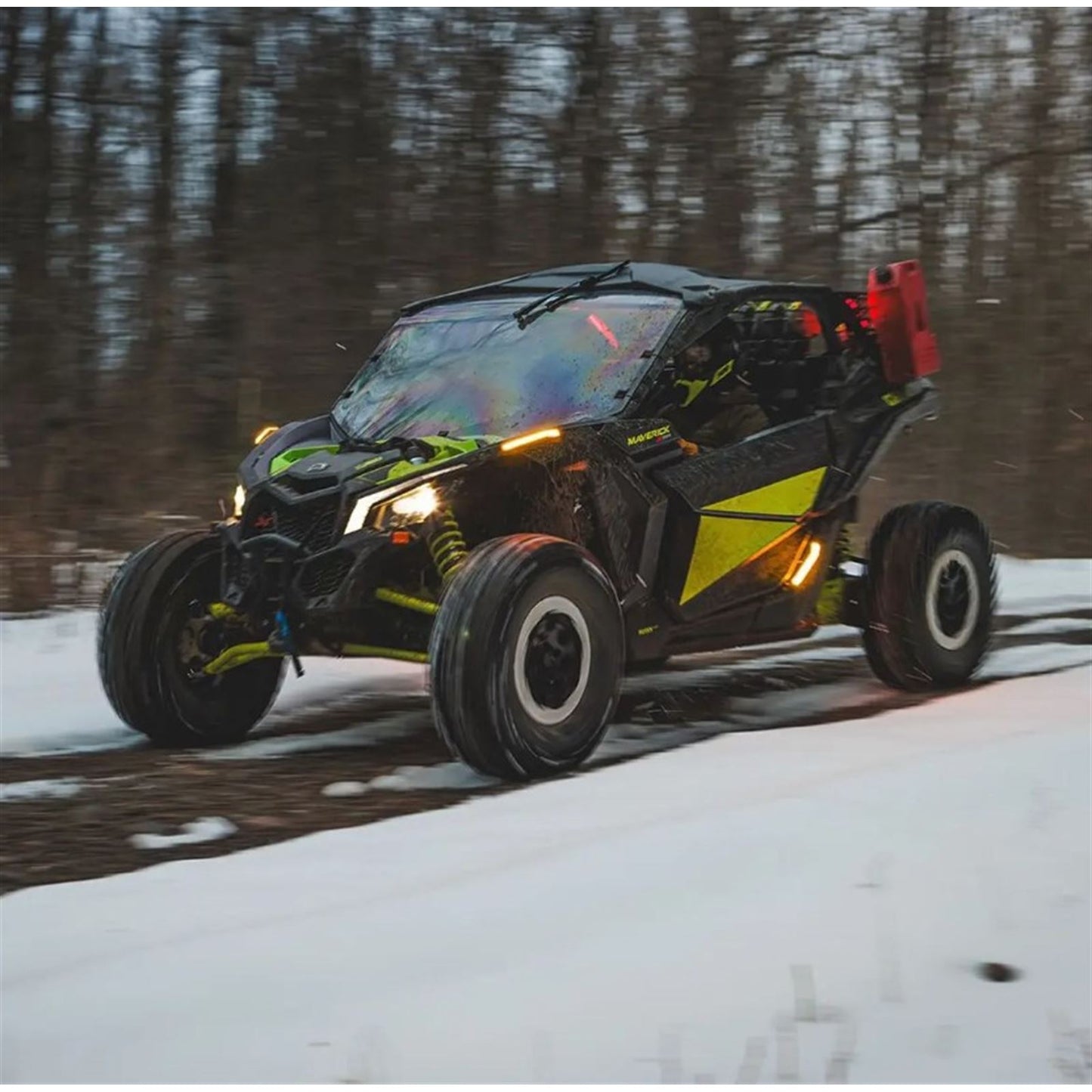 Ravek Apex Lights™ - Running - Amber for Can-Am Maverick X3 65-304A_1525250