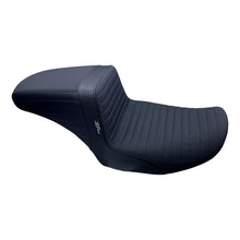 Le Pera Kickflip Seat - Pleated w/ Gripp Tape - FLH/FLT '23-'24 LV-597PTGP_1694643