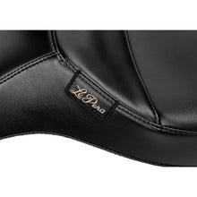Le Pera Outcast Seat - With Backrest - Plain - FLH/FLT '23-'24 LV-997BR_1694704