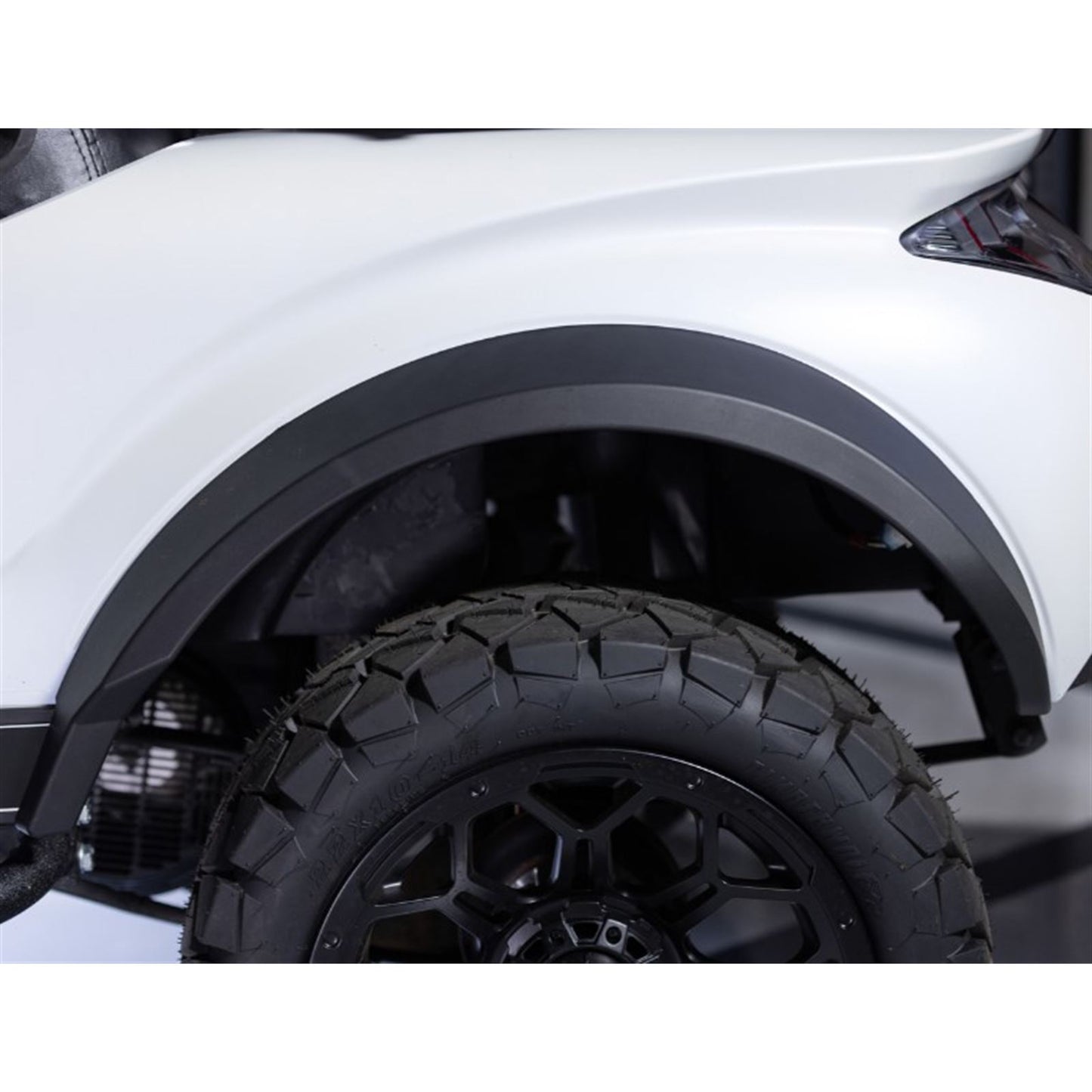 MadJax XSeries Storm & Storm Body Kit Fender Flare Kit - Set of 4 - Matte Black 03-156_1536406