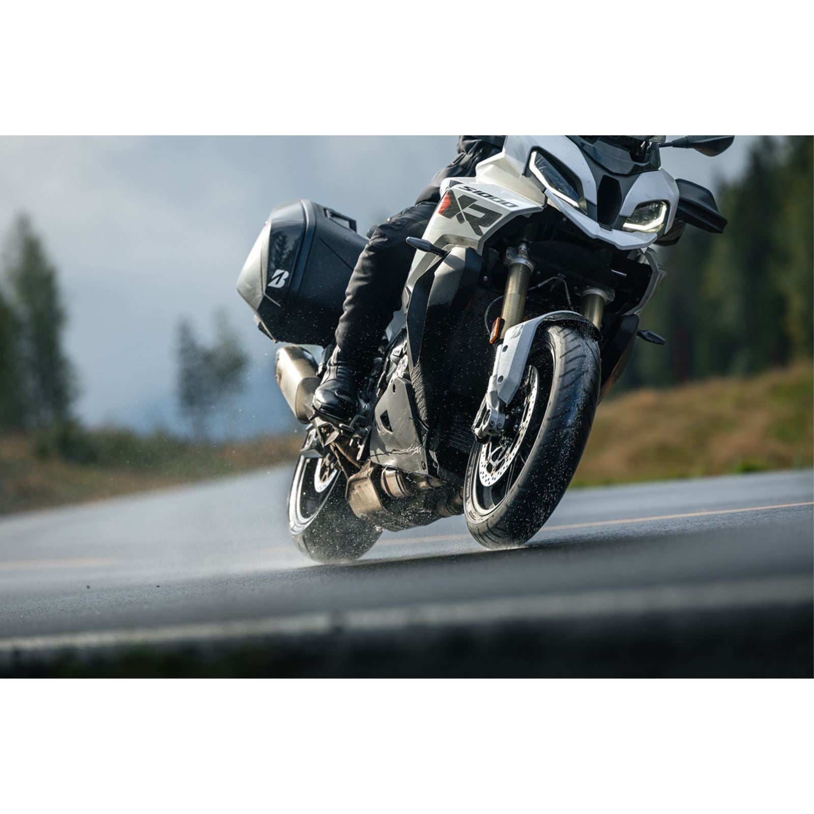 Bridgestone Tire Battlax - Sport Touring T33R 180/55ZR17M/C - 73W 20061_1540120