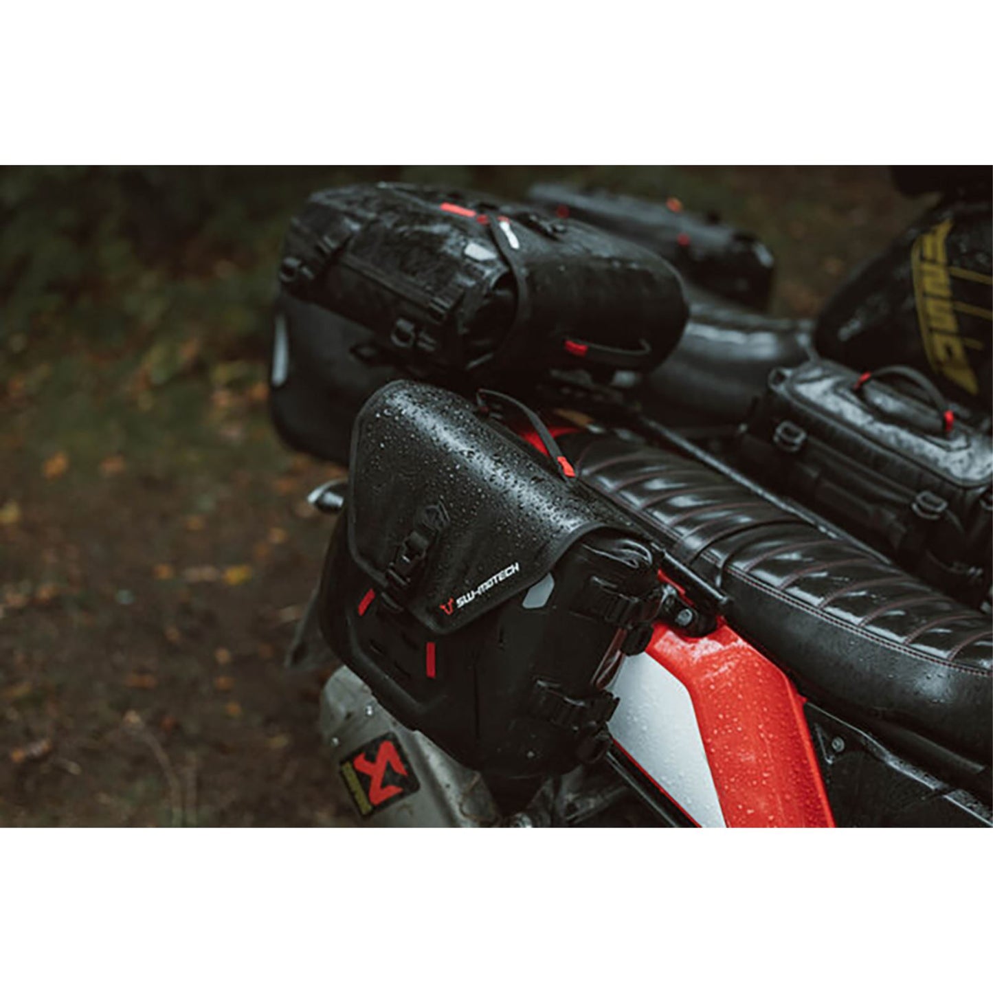 SW-Motech SysBag Luggage System - Black for Triumph Thruxton 1200 [MPN: BC.SYS.11.795.31000B]_1543641