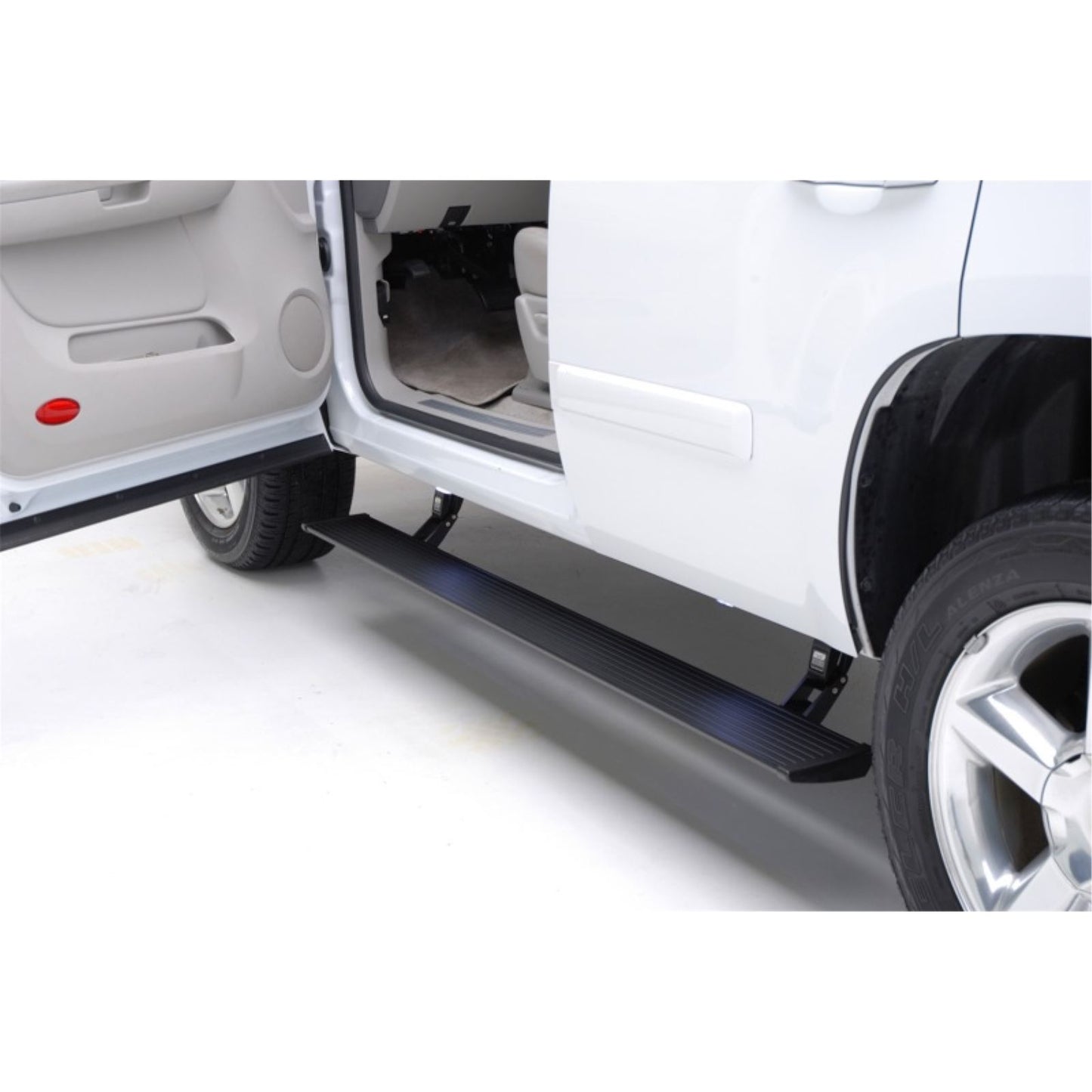 Amp Research PowerStep Plug N Play - Black for 19-22 Ram 1500 All Cabs 76240-01A_1580813