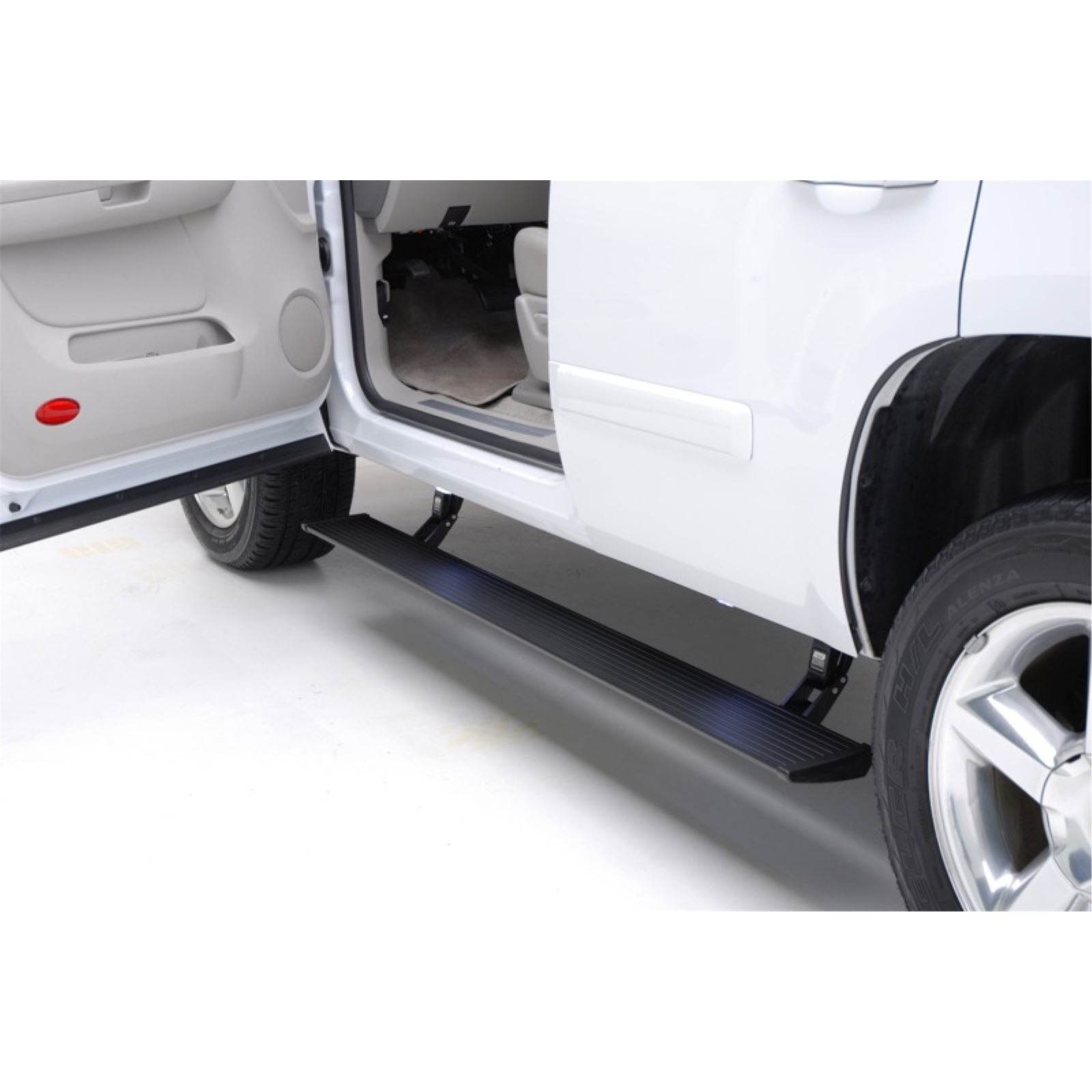 Amp Research PowerStep Plug N Play - Black for 2020 Ford Expedition (Excluding Max) 76336-01A_1580852