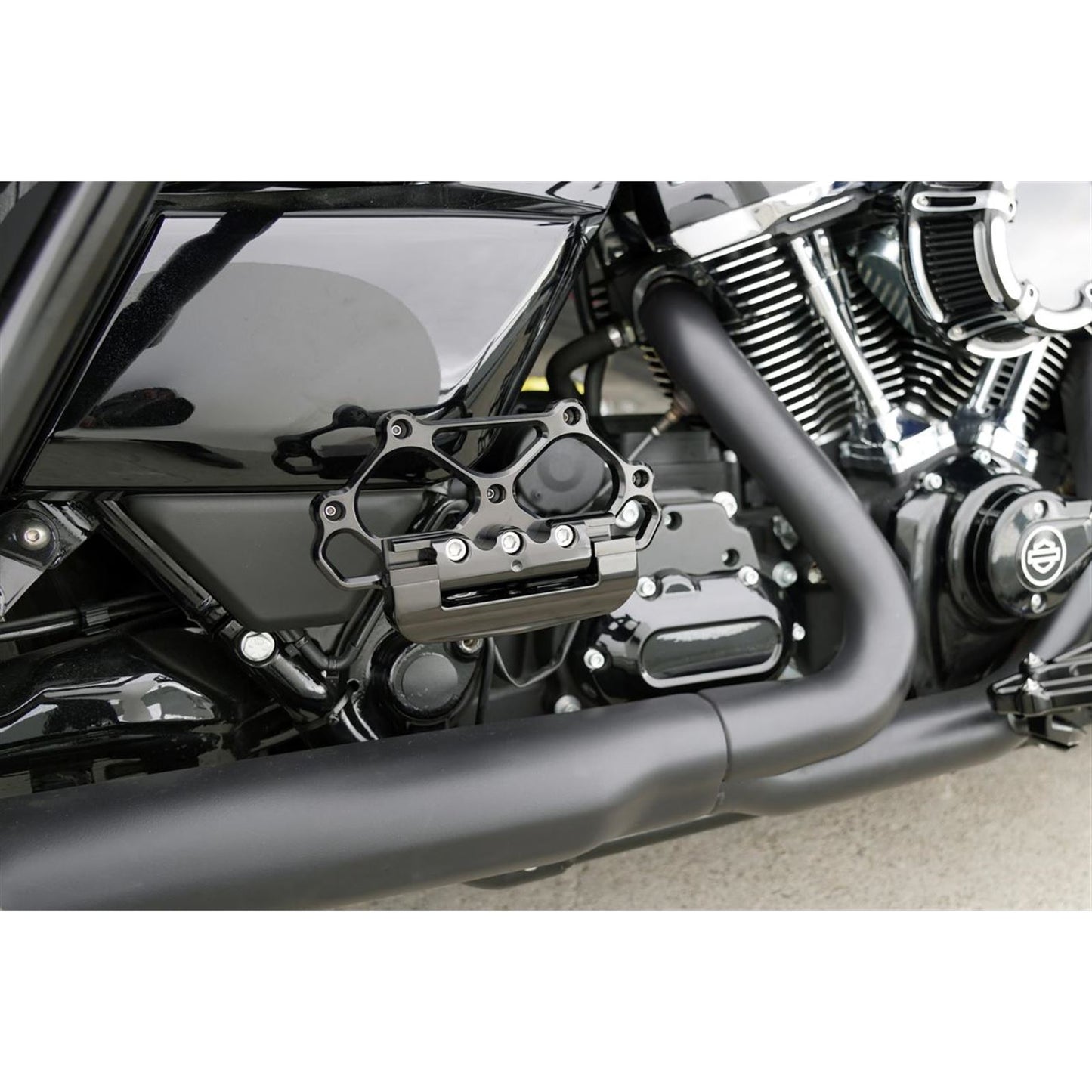Arlen Ness Diamond Floorboards - Passenger - Black [MPN: 410-058]_1742962