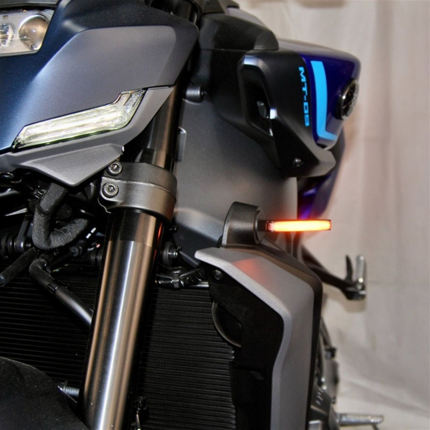 New Rage Cycle Front Turn Signals for 24+ Yamaha MT-09 [MPN: MT09-FB-24]_1687775