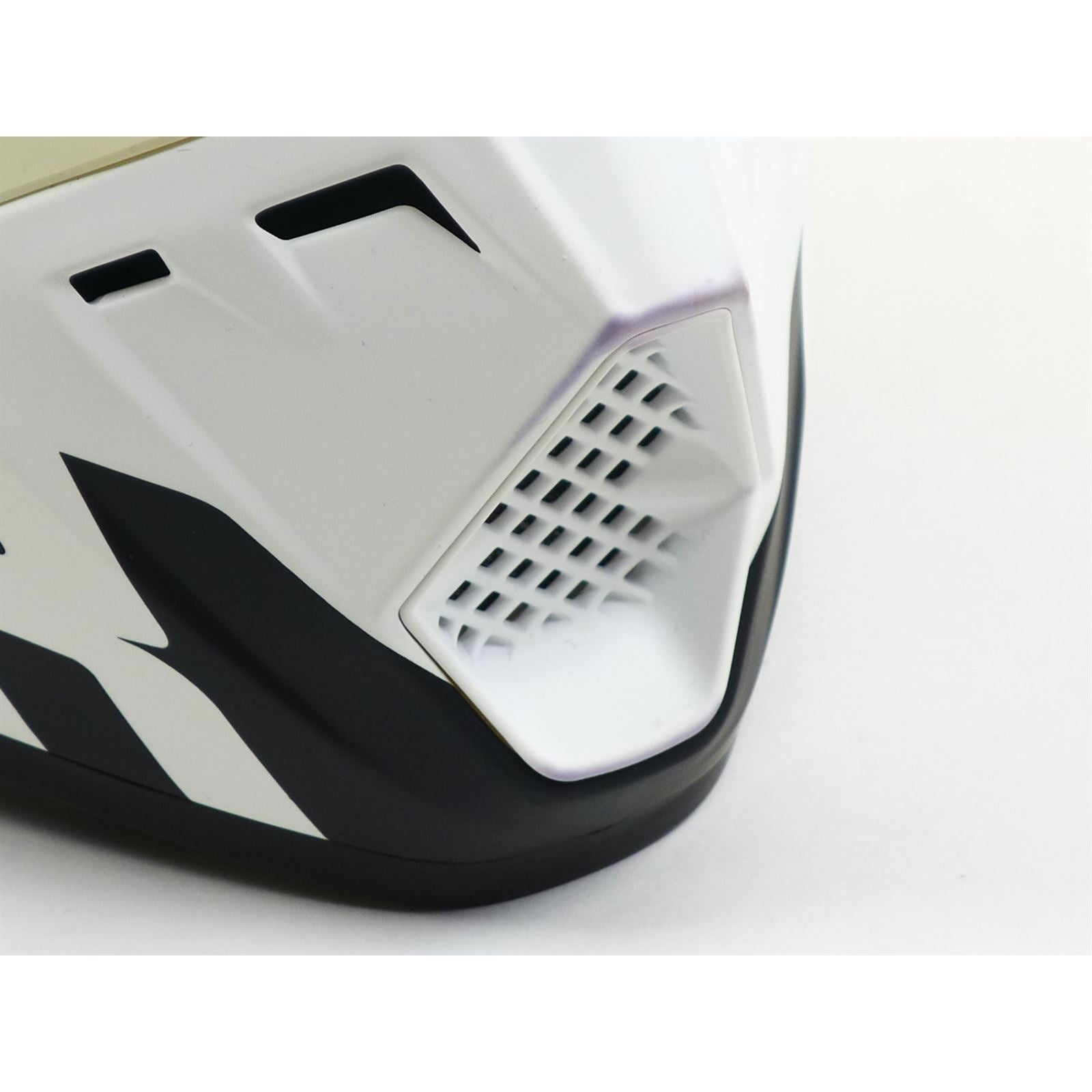 Answer A23 AR1 V2 Bold Helmet - White/Black - Youth Medium OPEN BOX [MPN: 447755]_1770952