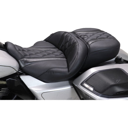 Mustang Motorcycle Products Deluxe One-Piece, 2-Up Seat - Diamond - For FLT/FLH '23-'25_1772751
