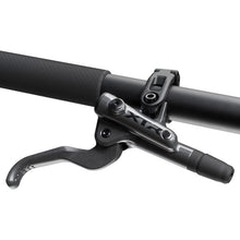 Shimano XTR M9200 XC Disc Brake and Lever Right/Rear, Metal Pads, Gray [MPN: IM92001JRRXMA170]_1920912