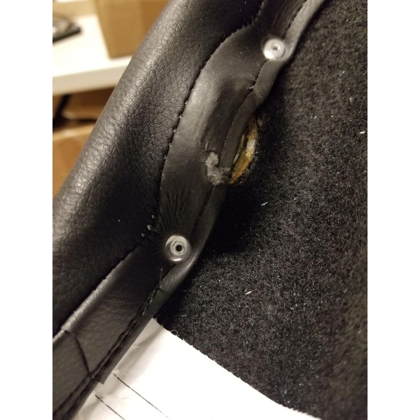 Saddlemen Road Sofa Seat - Heated - Backrest - GL OPEN BOX [MPN: H01-07-185BRHCT]_1777833