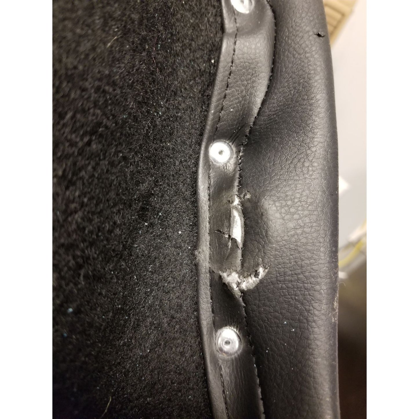 Saddlemen Road Sofa Seat - Heated - Backrest - GL OPEN BOX [MPN: H01-07-185BRHCT]_1777834