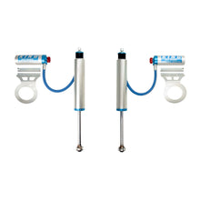 King Shocks Front 2.5 Dia Piggy Hose Shock w/Adjuster Pair for 2014+ Ram 2500 4WD [MPN: 25001-327A]_1803491