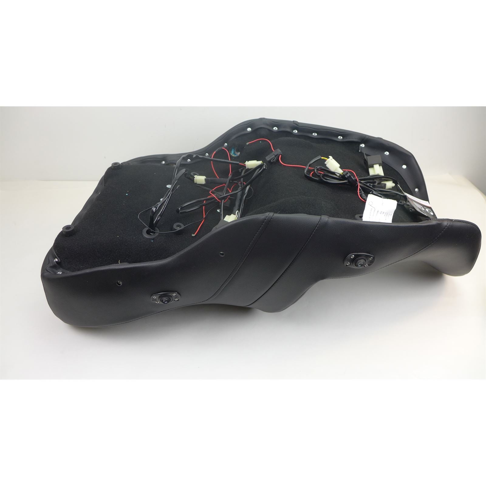 Saddlemen Roadsofa™ Seat - Backrest - Heated - GL OPEN BOX [MPN: H01-07-182BRHCT]_1826763