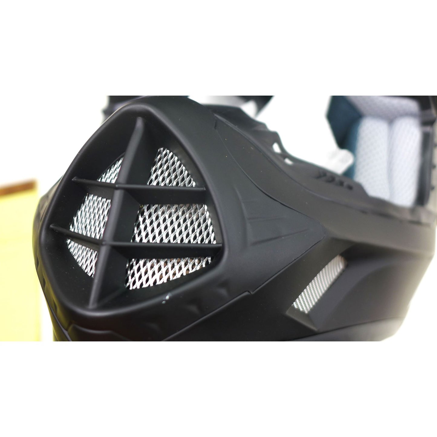 AFX FX-17Y Helmet - Flat Black - Medium OPEN BOX [MPN: 0111-0546]_1830845