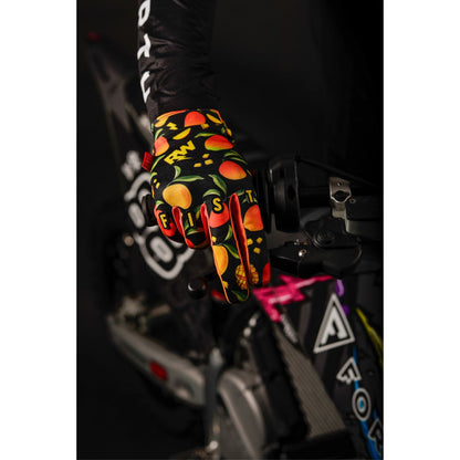 Fist Handwear Strapped Red Label Gloves_1832784