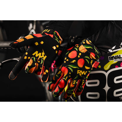 Fist Handwear Strapped Red Label Gloves_1833339