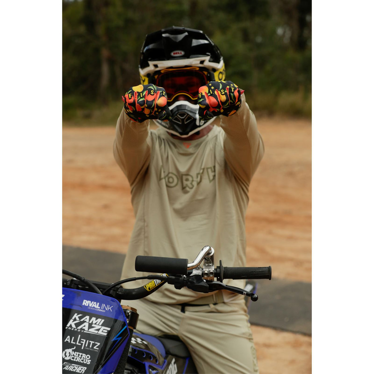 Fist Handwear Strapped Red Label Gloves_1835054