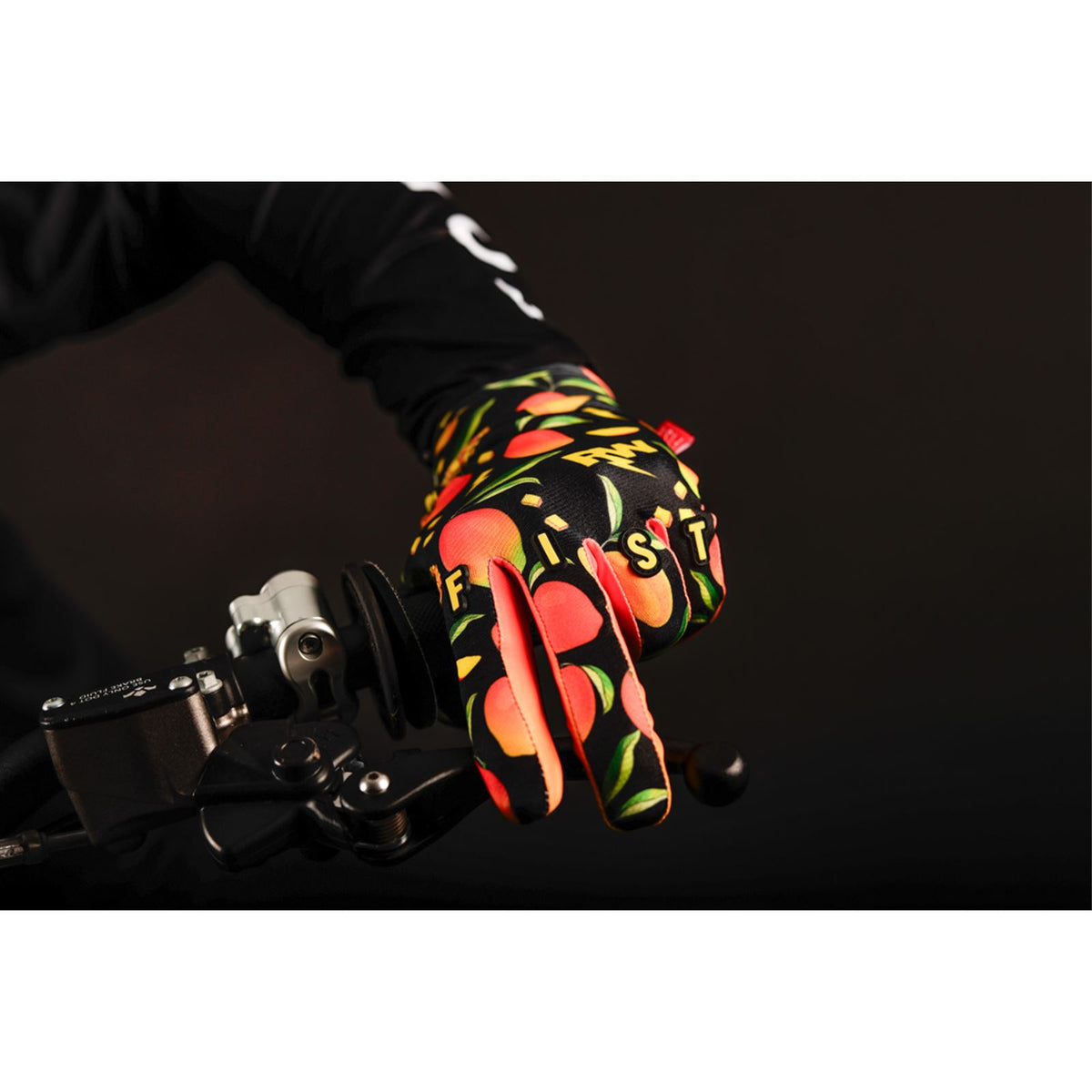 Fist Handwear Strapped Red Label Gloves_1835149