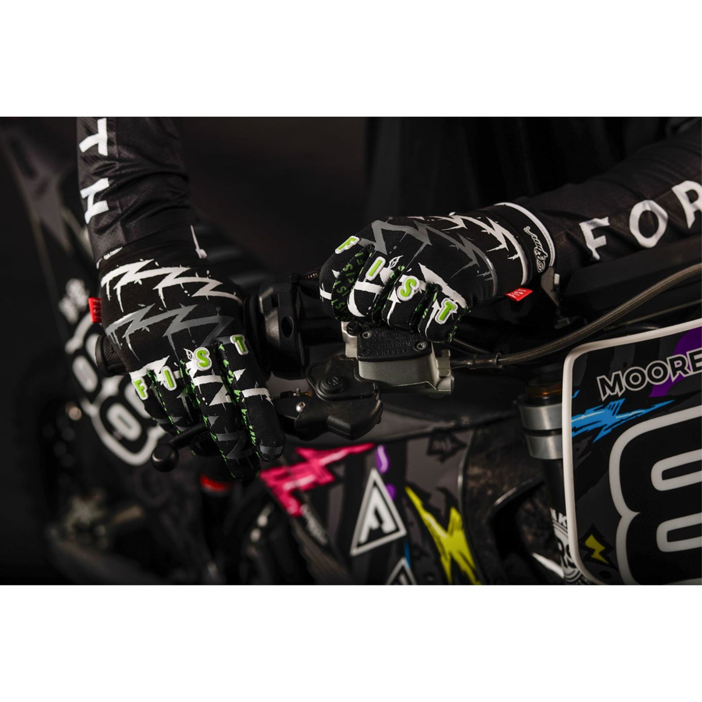 Fist Handwear Strapped Taka Higashino Cali Roll Gloves - Black/Fluorescent Green_1834011