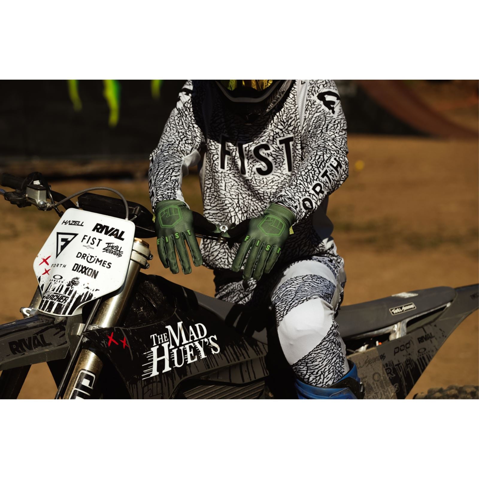 Fist Handwear Strapped Earth Stocker Gloves_1835275