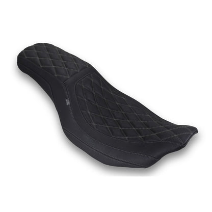 Mustang Motorcycle Products HD Double Diamond Low Squareback CVO Road Glide (ST)_1868854