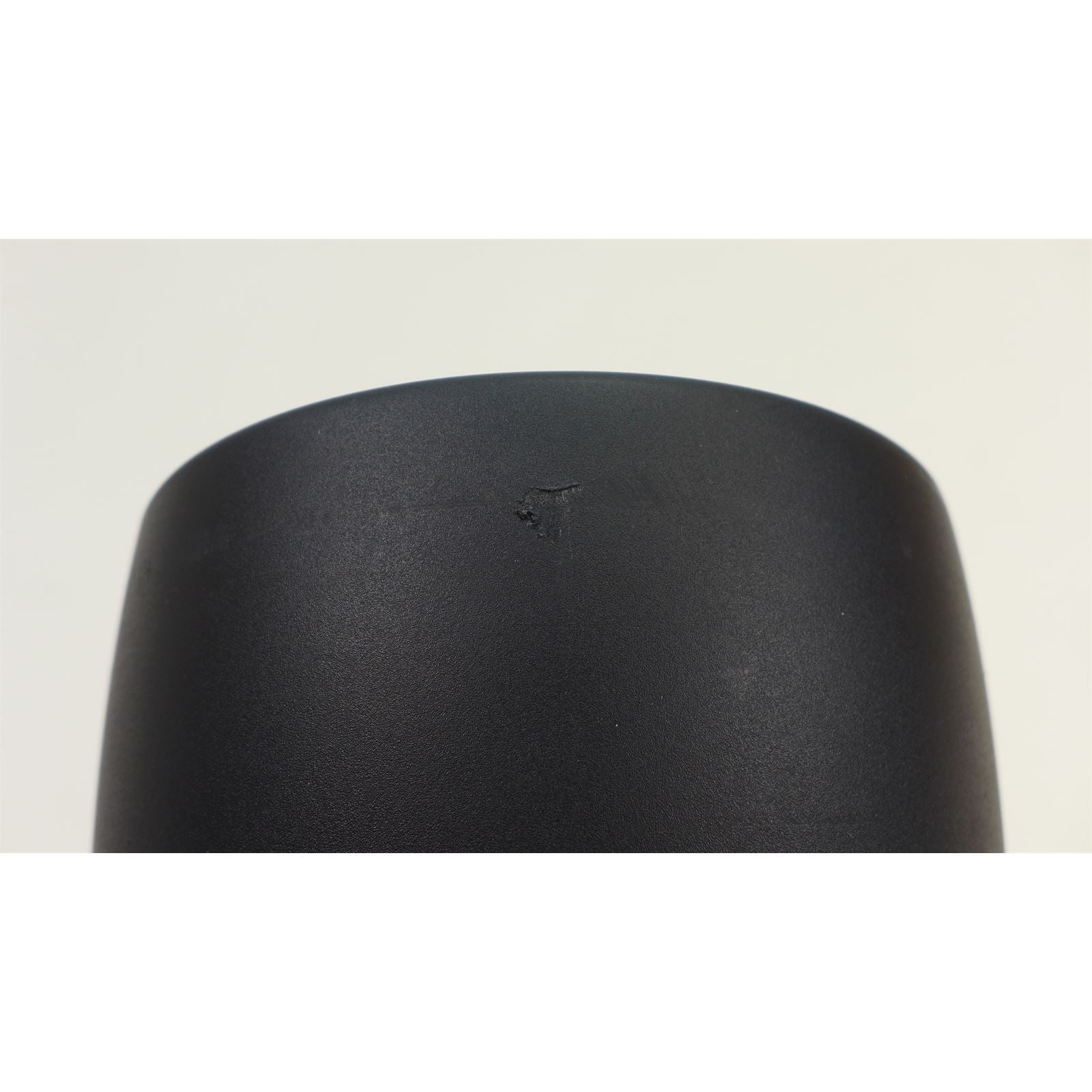 Memphis Shades Headlight Trim Ring/Shroud Kit - FXLRS OPEN BOX [MPN: MEB7231]_1874154