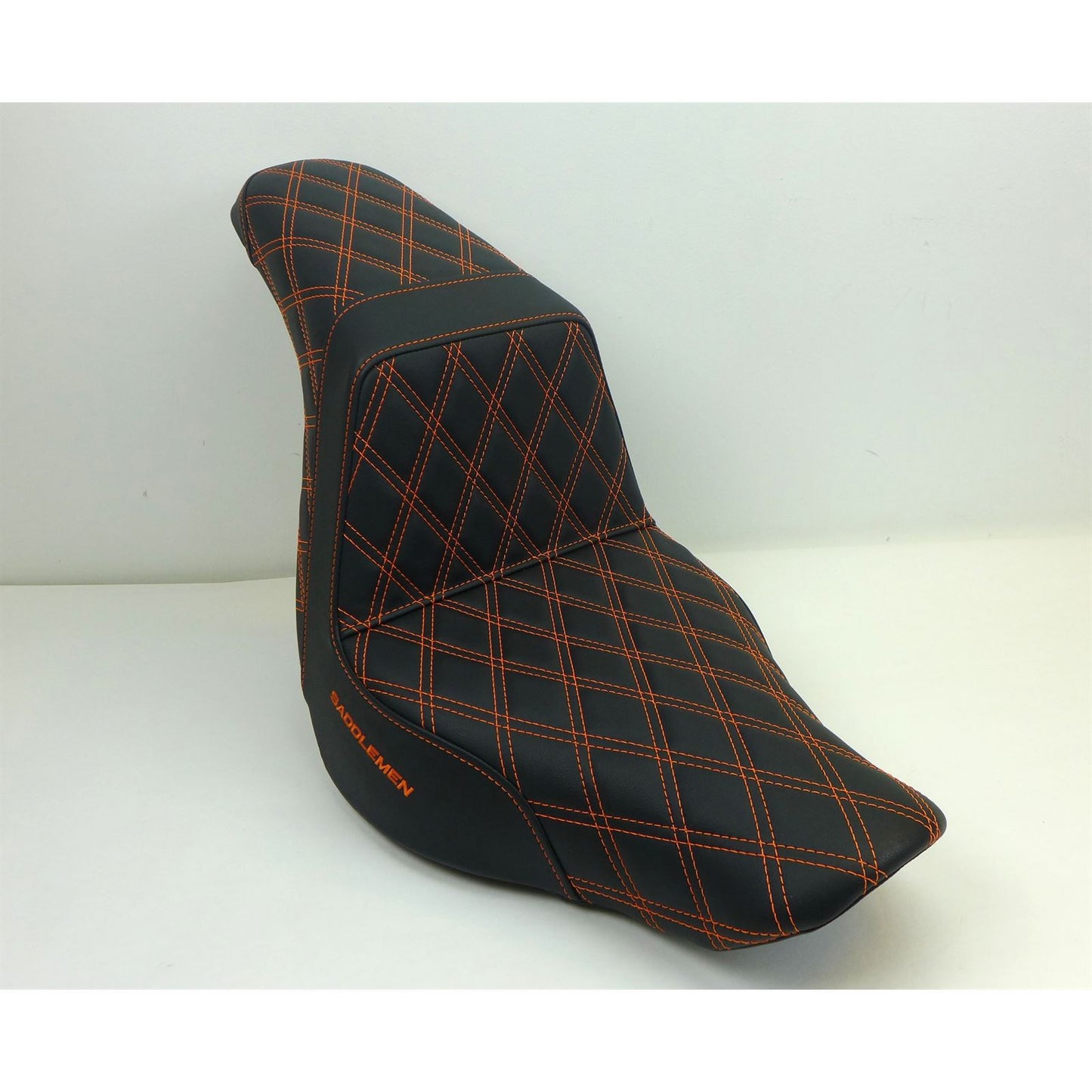 Saddlemen Lattice Stitch Orange Stitch FXLR/FLSB '18-'21 OPEN BOX [MPN: A818-29-175ORA]_1874133
