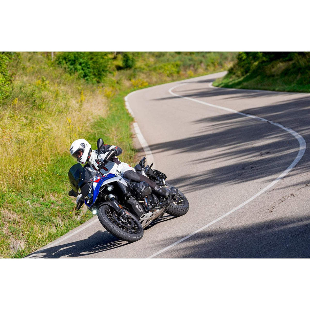 Metzeler Tire - KAROO™ 4 - Street - Rear - 150/70R18 - (70V) [MPN: 0302-1901]_1893362