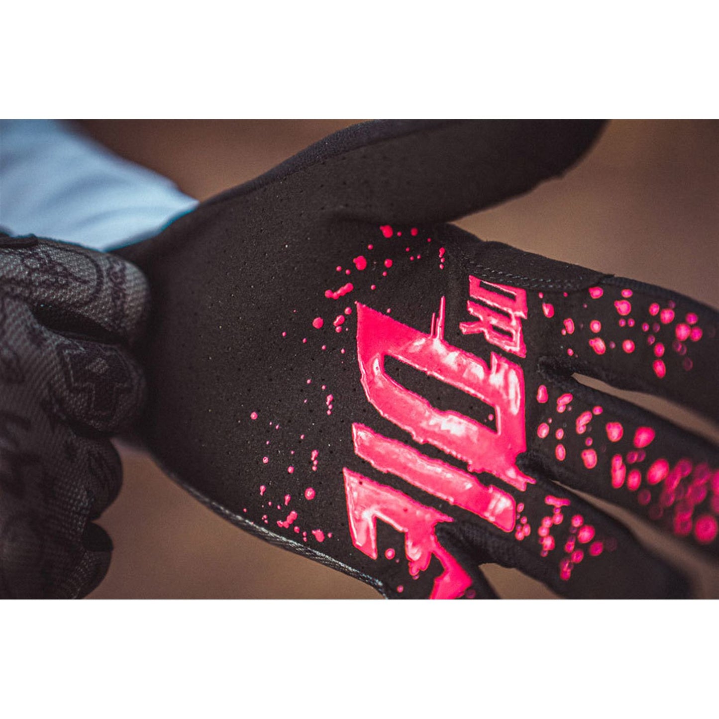 Muc-Off Summer Lightweight Mesh Rider Gloves - Green_1911224