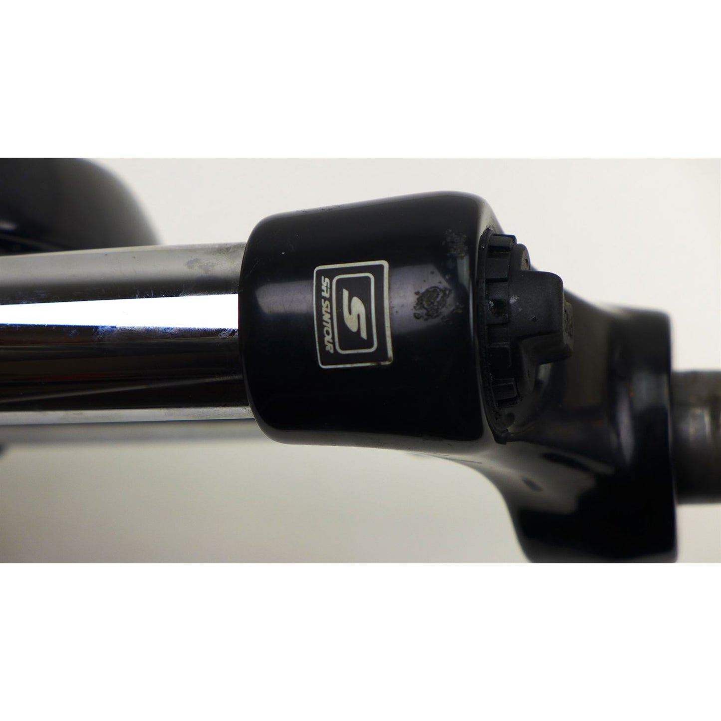 SR Suntour XCM Suspension Fork - 26" - 1" 100mm Black OPEN BOX [MPN: GSFXCMPZ00000494]_1934443