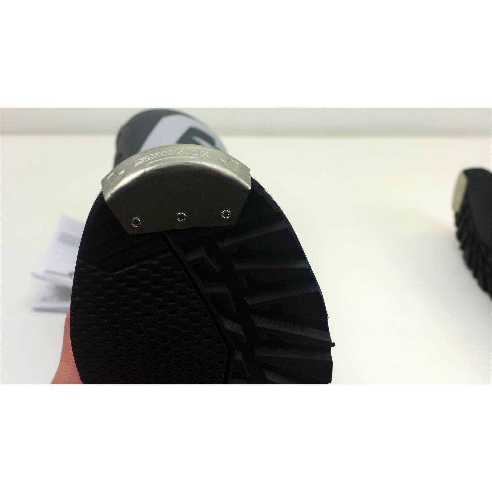 Gaerne SG-22 Gore-Tex Enduro Boots - Black - US Size 08 OPEN BOX [MPN: 2263-007-42]_1952036