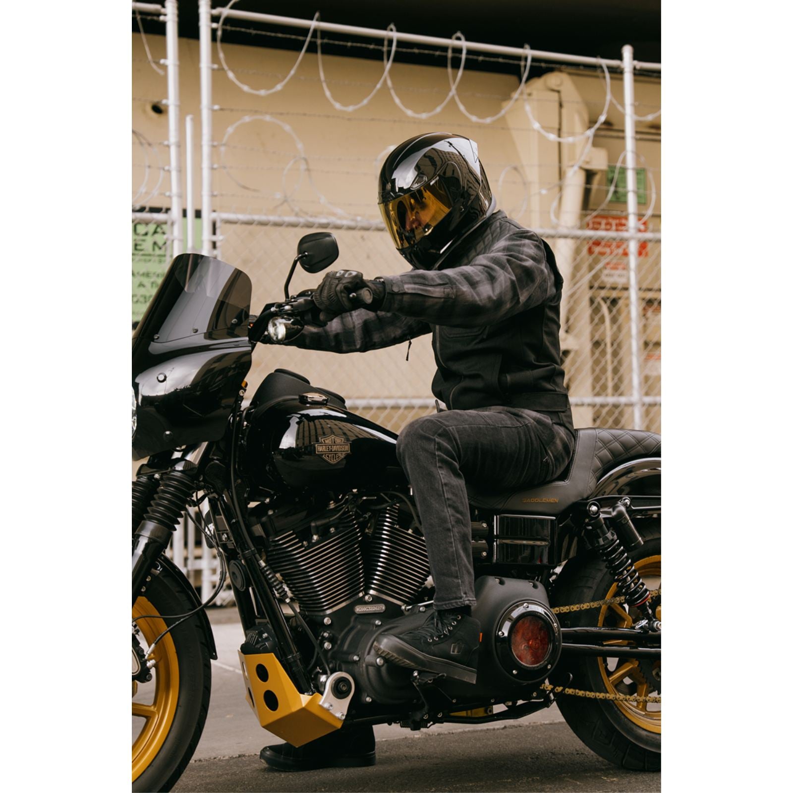 ICON Airframe Pro™ Helmet - Solid - Gloss Black_1985840