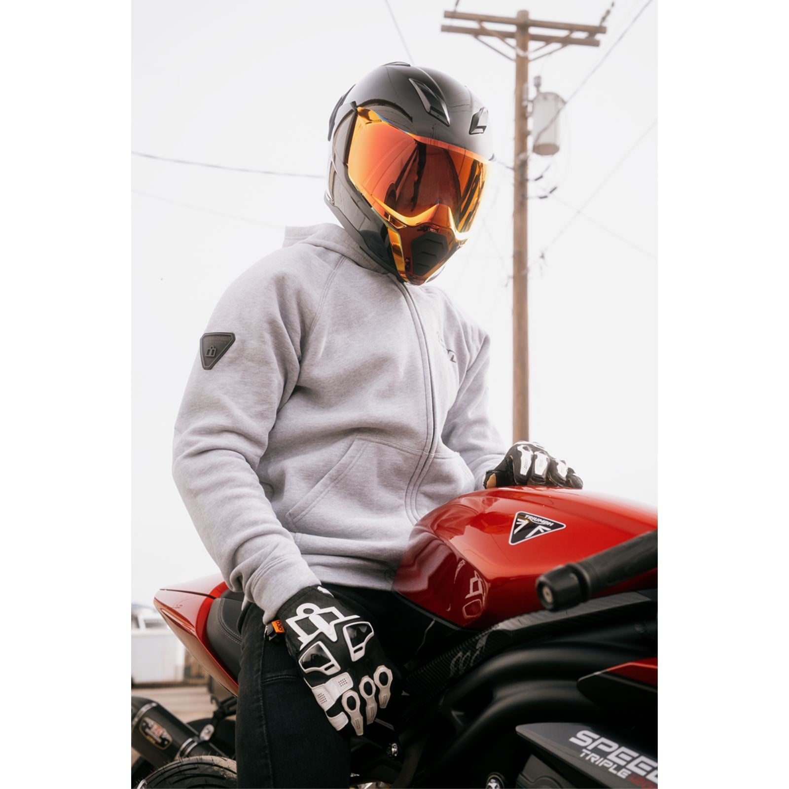 ICON Ultraflite™ Helmet - Solid - MIPS® - Gloss Black_1985982