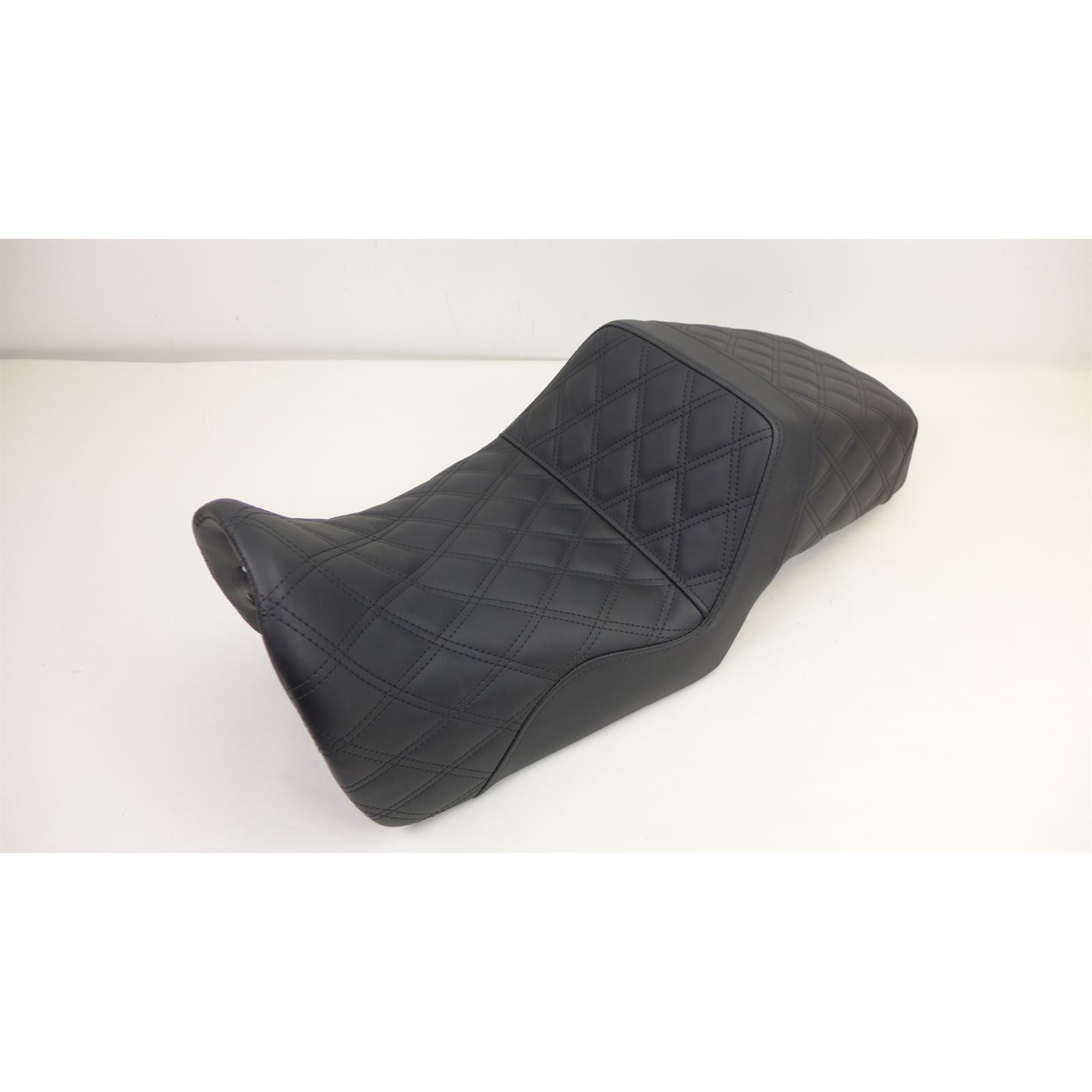 Saddlemen Step Up Seat - Full Lattice Stitch - Black OPEN BOX [MPN: 821-34-175]_2115599