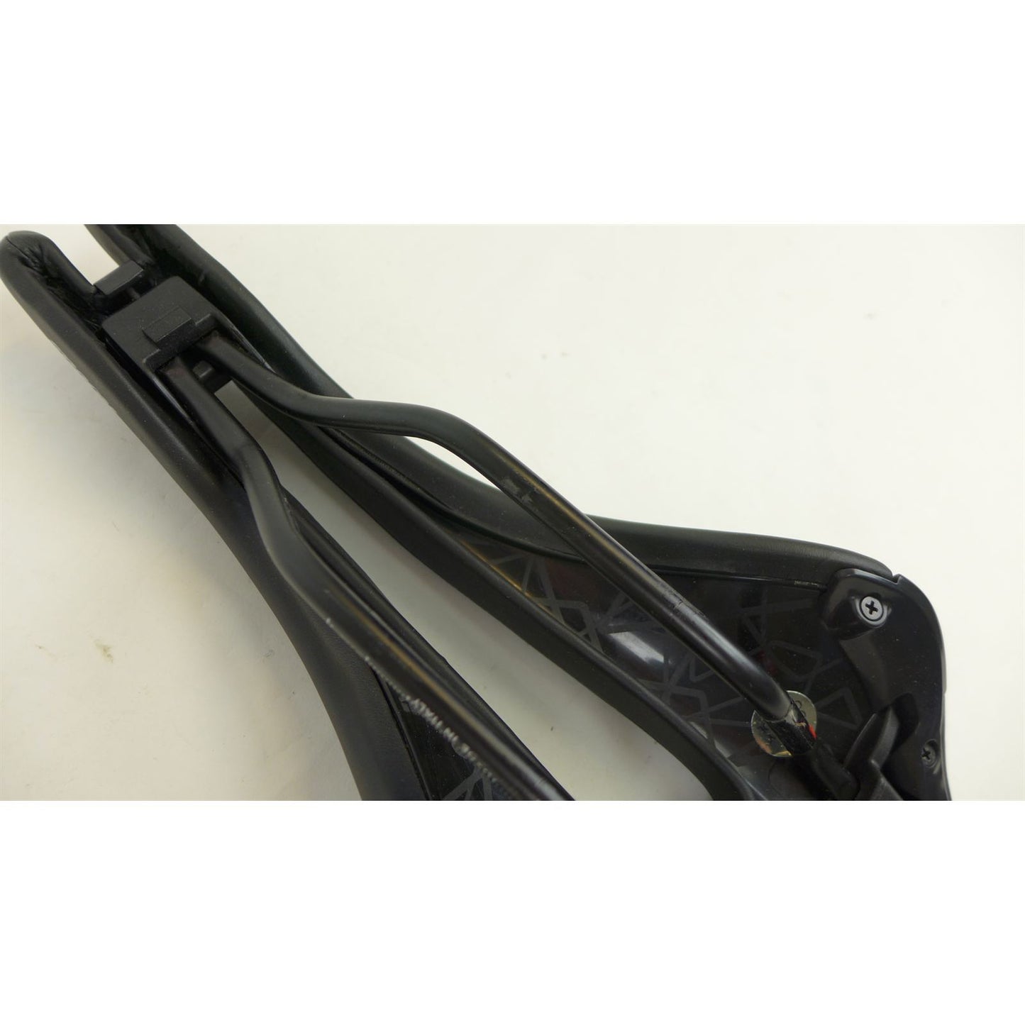 Selle Italia Novus TM S Saddle 282 x 138mm - Men - Black OPEN BOX [MPN: 080H503AHC001]_2200590