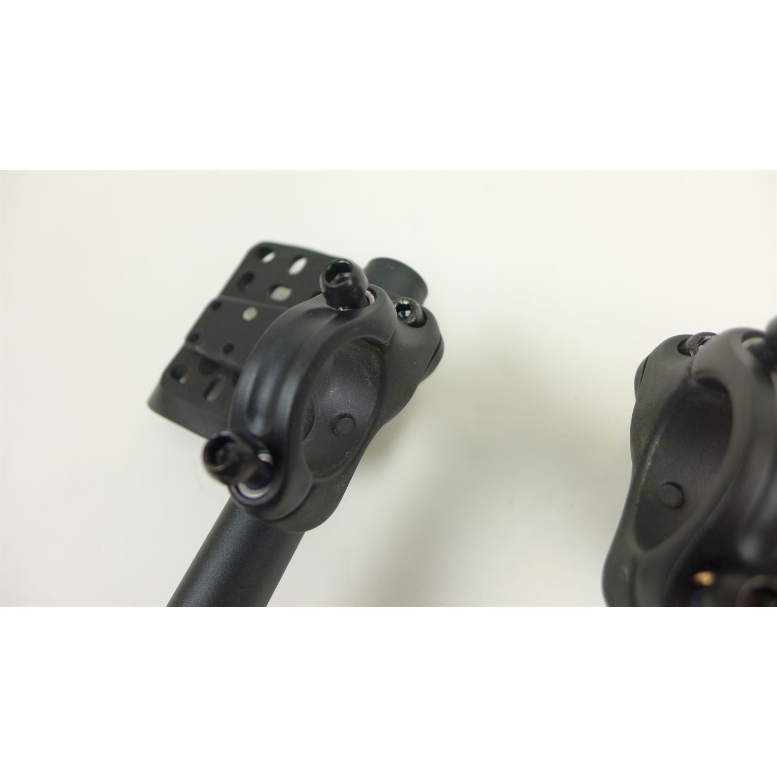 Profile Design Neosonic Aero Bar - 31.8 Clamp, 240mm, Black OPEN BOX [MPN: RHNSNC45DL1]_2316065