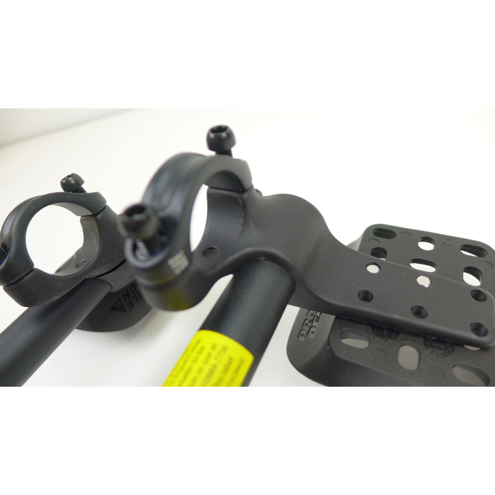 Profile Design Neosonic Aero Bar - 31.8 Clamp, 240mm, Black OPEN BOX [MPN: RHNSNC45DL1]_2316070